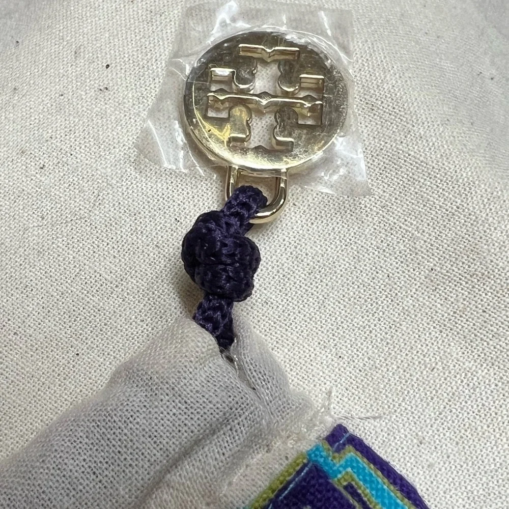 Tory Burch Dust Cover Bag Small Drawstring Closure with Emblem
